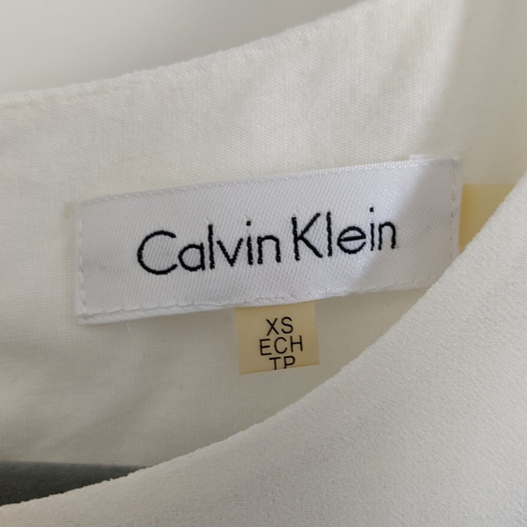 Calvin Klein Gorgeous Sleeveless shirt - Picture 6 of 6